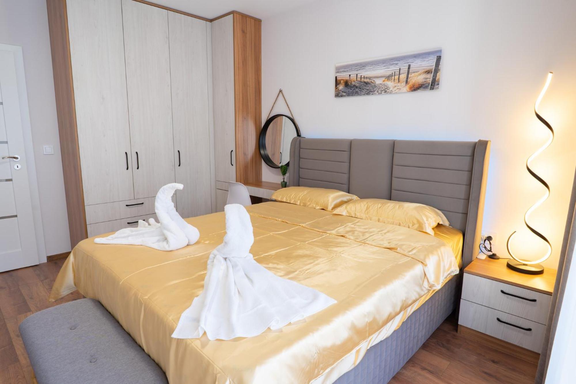 New Modern & Cozy Apartment With Free Private Parking And Ev Charging Station Varna Exterior photo